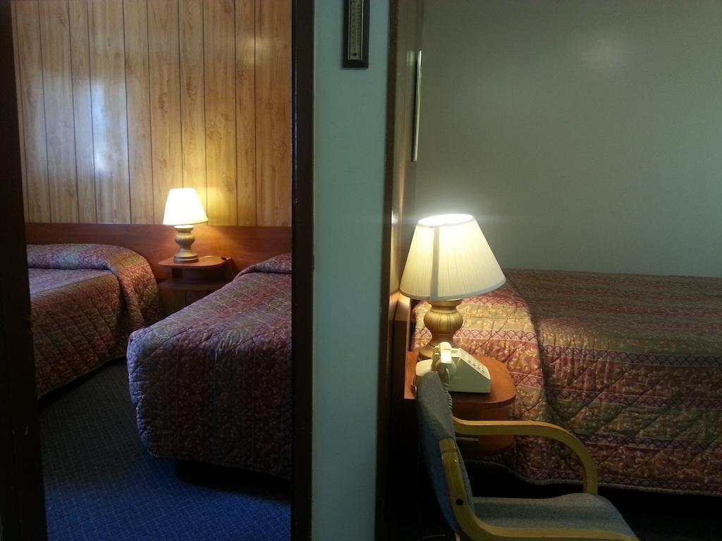 Evening Star Motel Greenwood Habitación foto